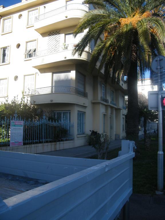 Appartement Palais Henri IV Nisa Exterior foto